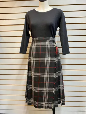 1980s Highland Queen Black