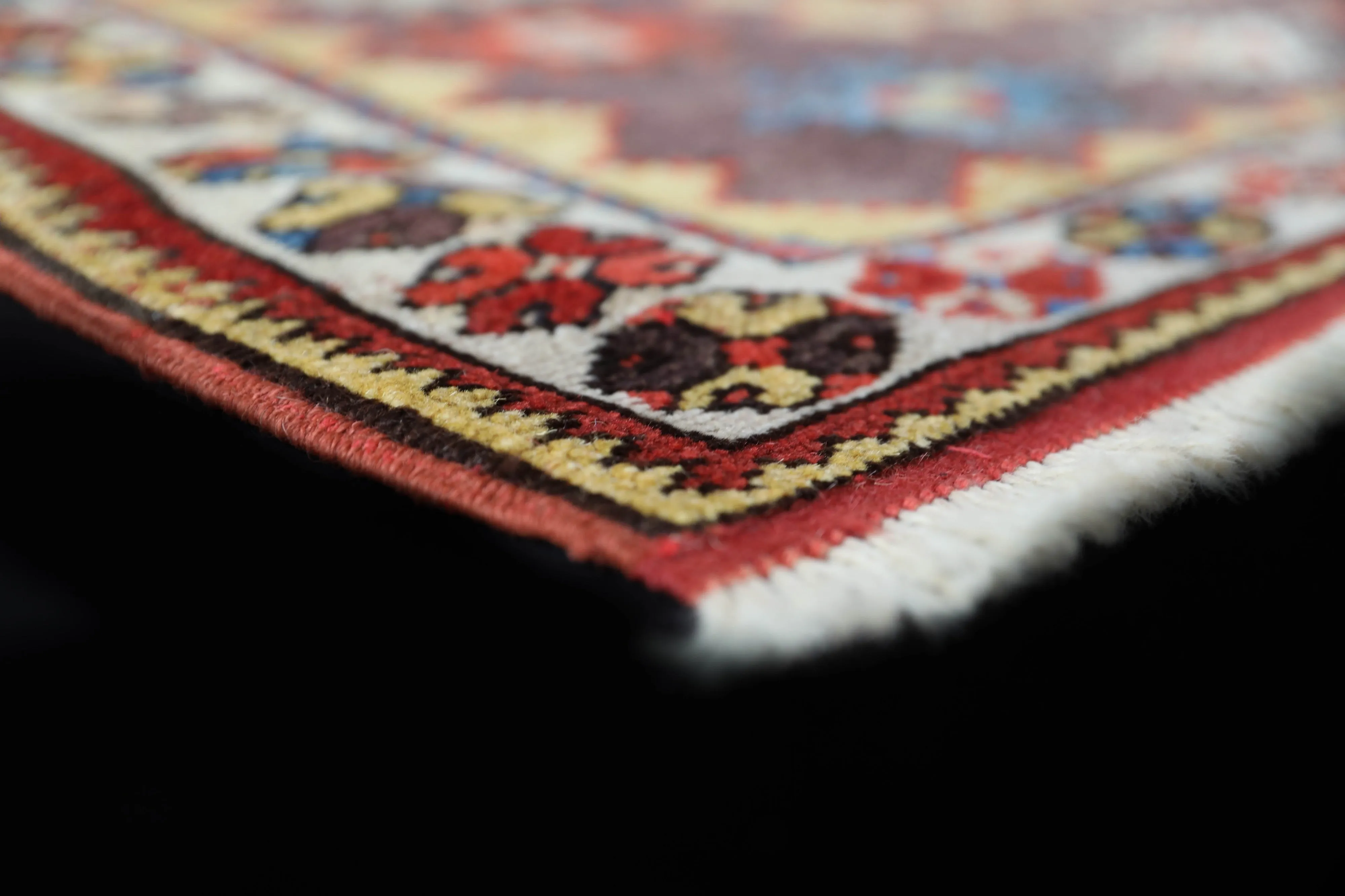 Antique Ada Milas Rug 3'8"x5'2"