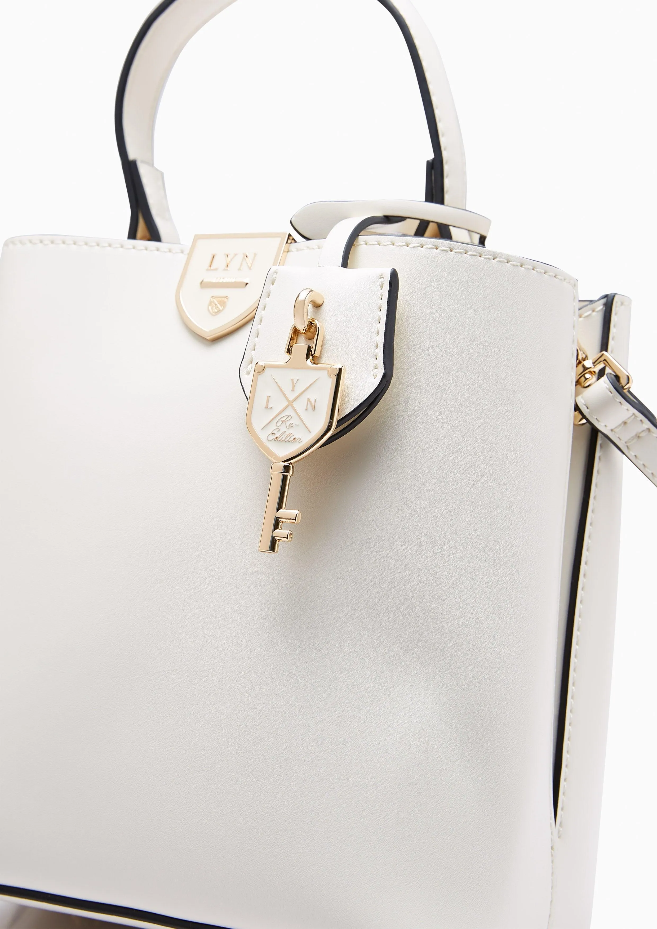 Astraea Bucket Bag S Ivory
