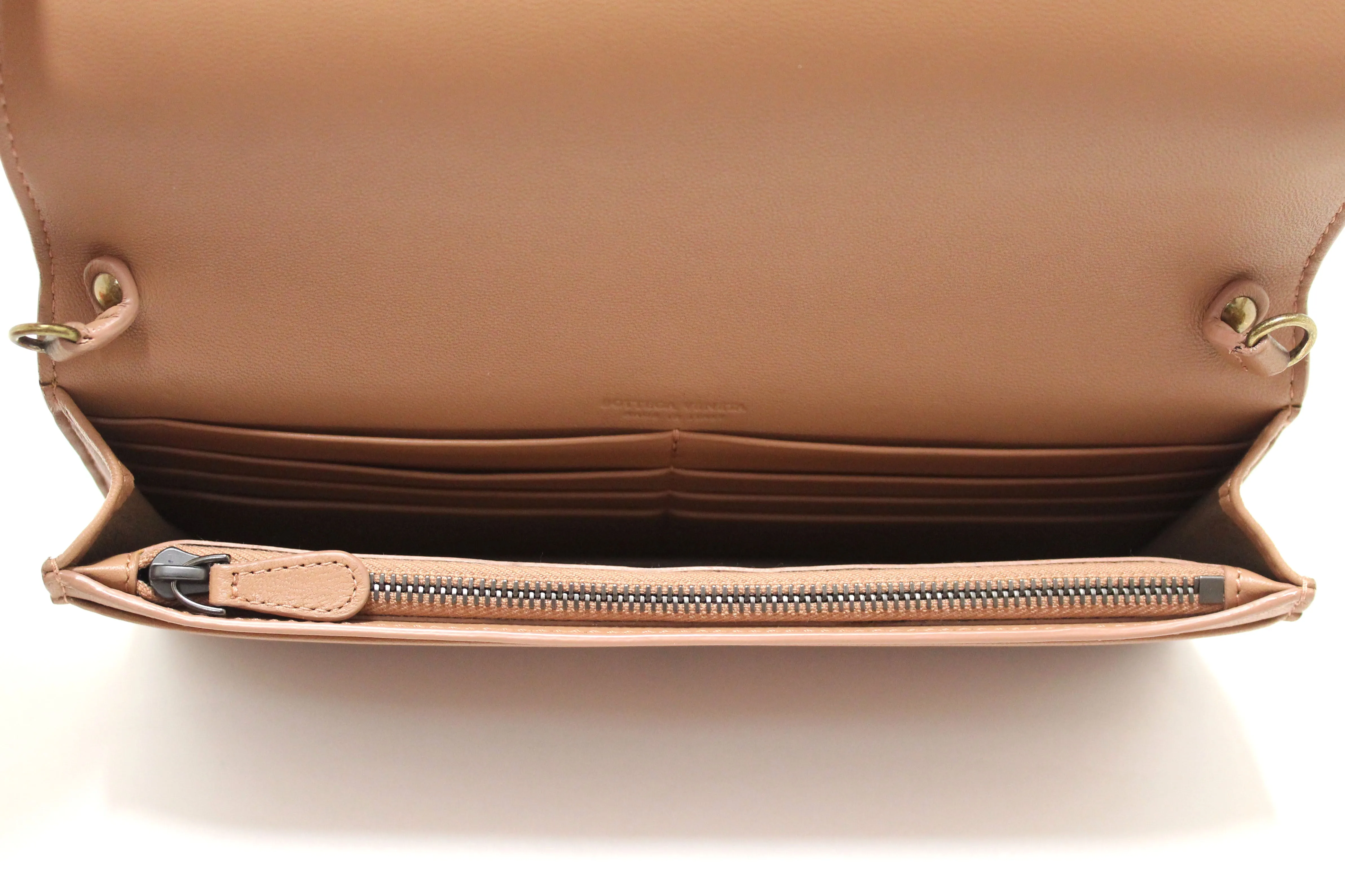 Authentic Bottega Veneta Dusty Peach Nappa Intrecciato Leather Flap Wallet