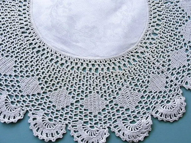 BEAUTIFUL Antique Large Doily Center Piece Intricate Hand Crochet Lace and Pansies Damask Irish Linen Center Fine Vintage Linens