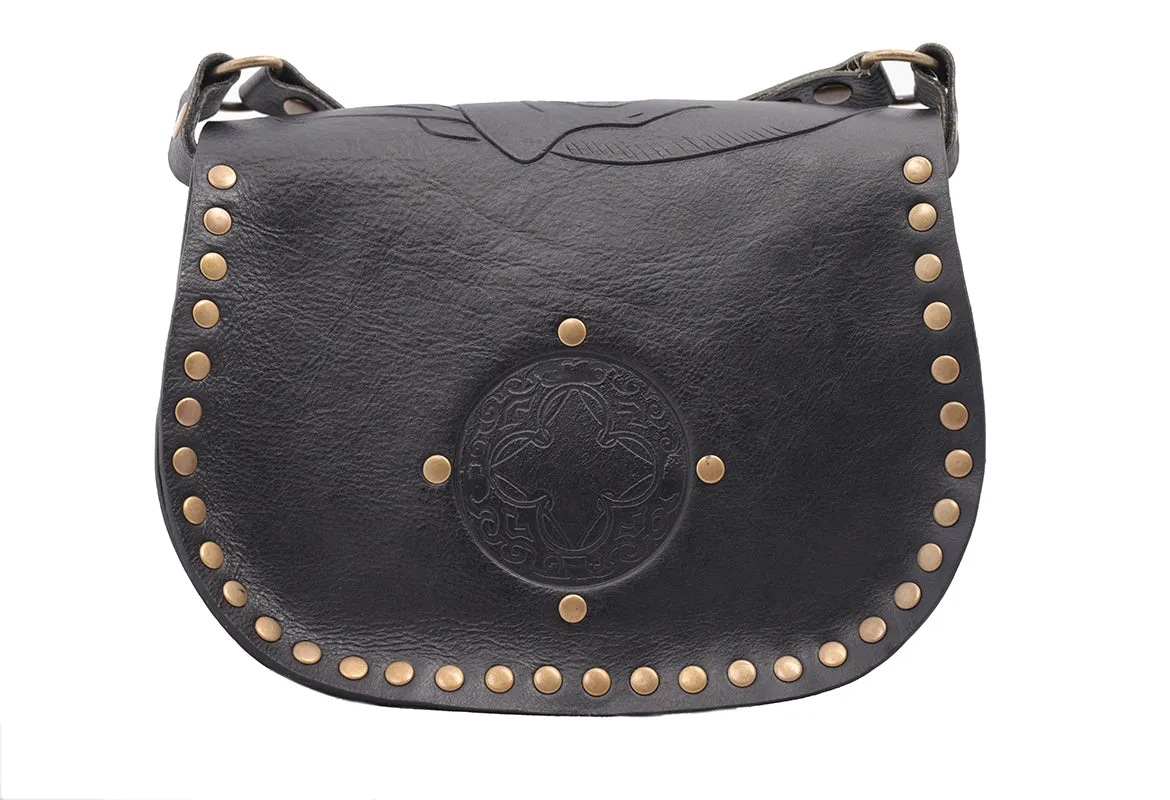 Black skull on flap cross body bag