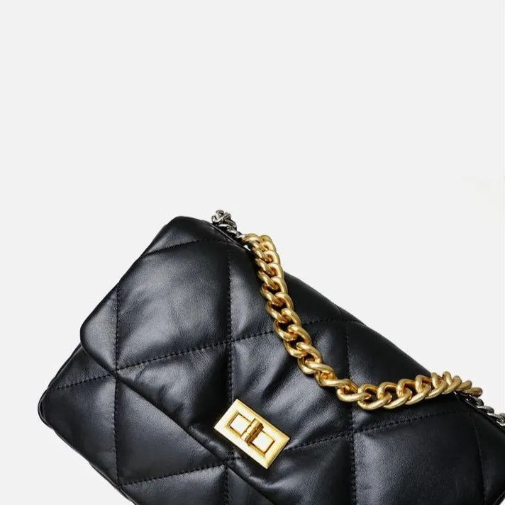 CC 19 Flap Bag