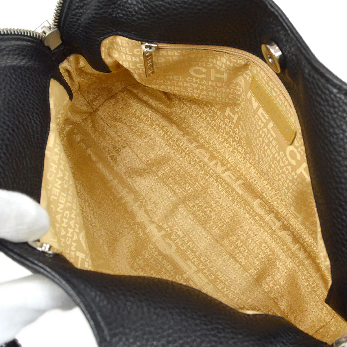 CHANEL 2003-2004 Black Caviar Embossed Logo Hobo Bag 06080