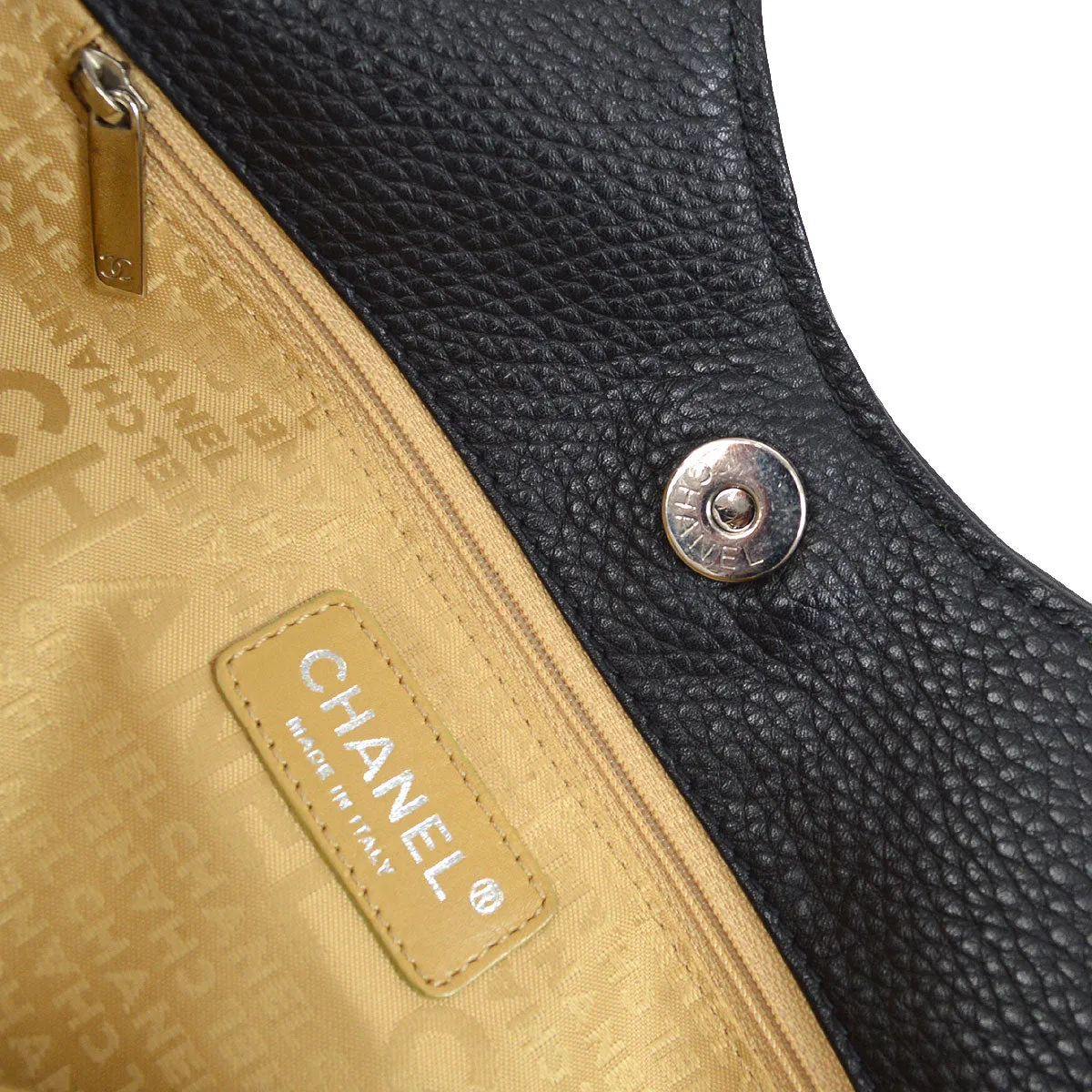 CHANEL 2003-2004 Black Caviar Embossed Logo Hobo Bag 06080