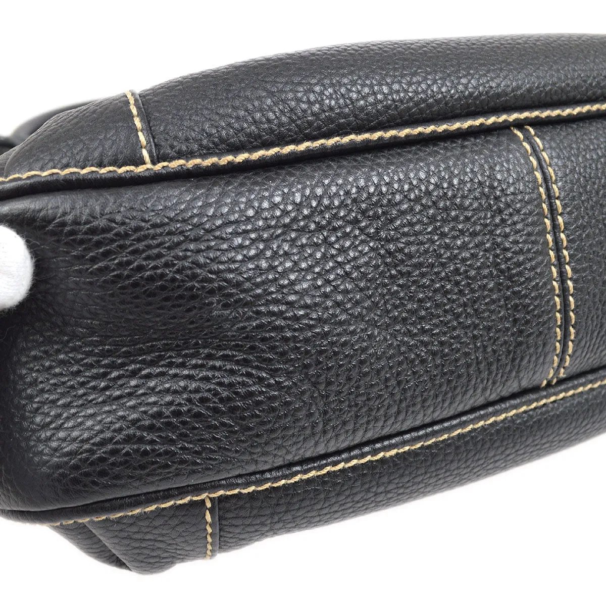 CHANEL 2003-2004 Black Caviar Embossed Logo Hobo Bag 06080