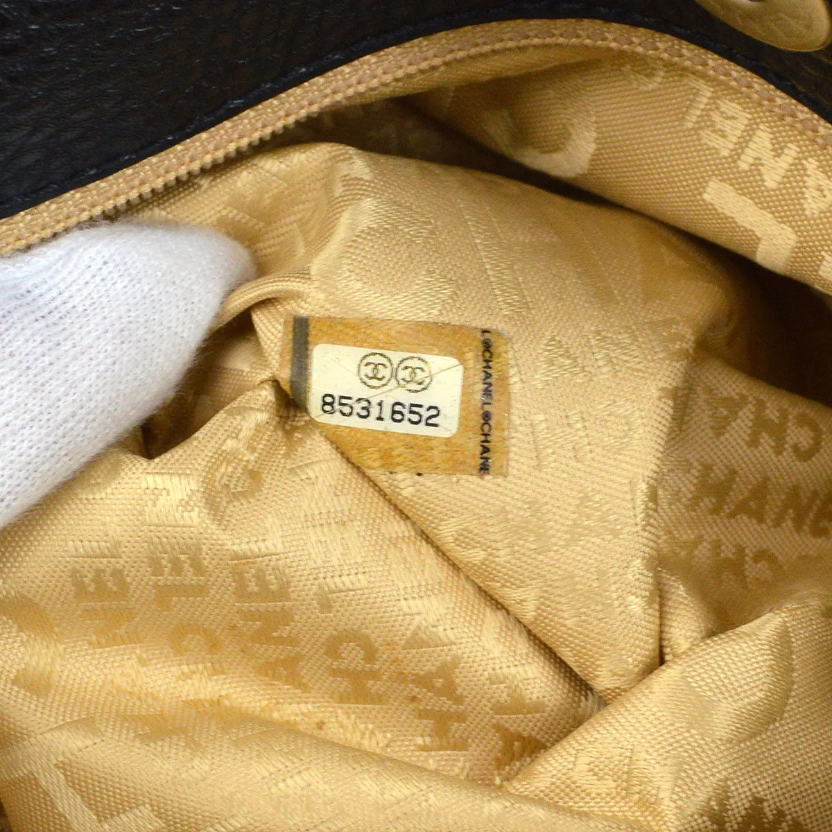 CHANEL 2003-2004 Black Caviar Embossed Logo Hobo Bag 06080