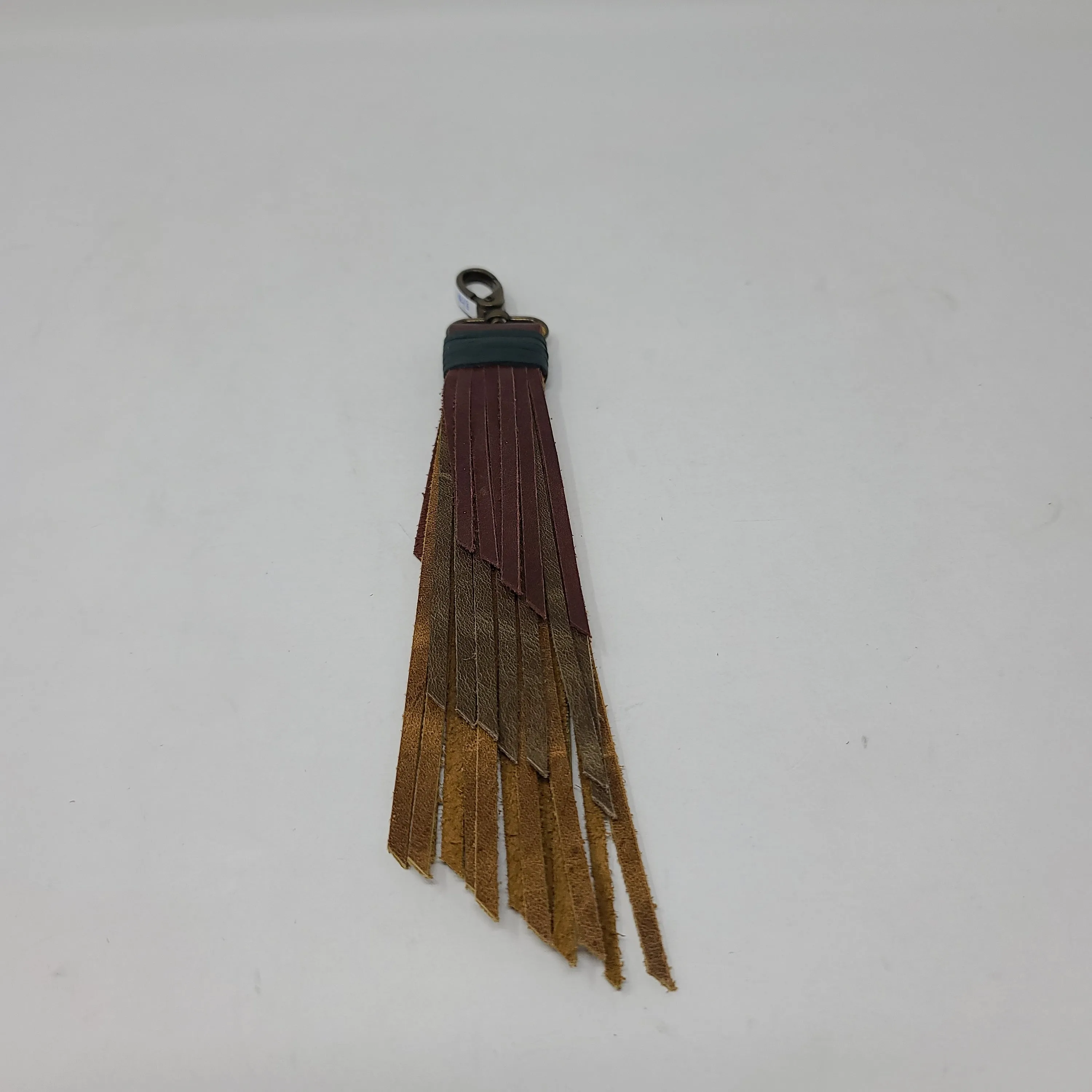 CLIP ON MULTI COLOR FRINGE