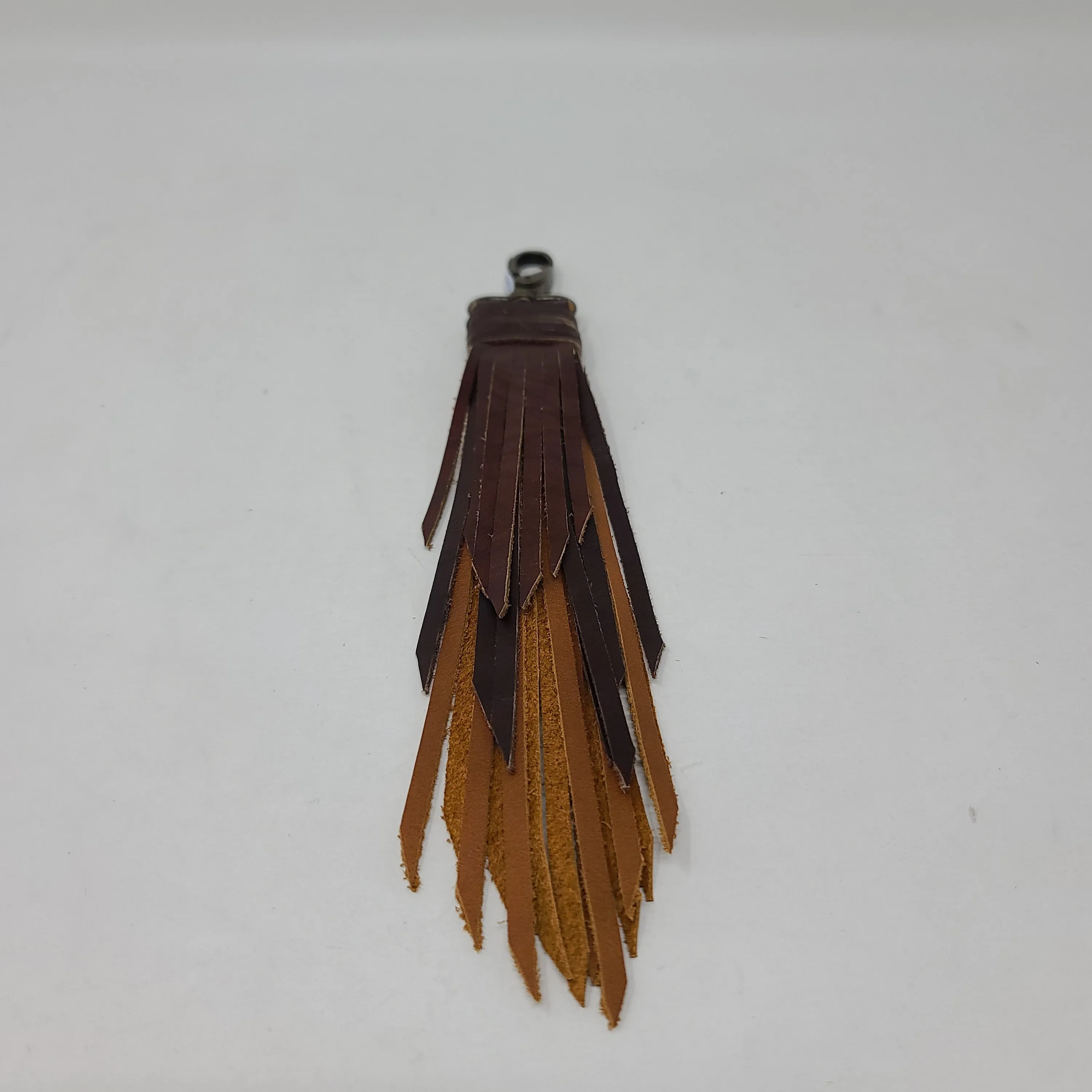 CLIP ON MULTI COLOR LEATHER FRINGE