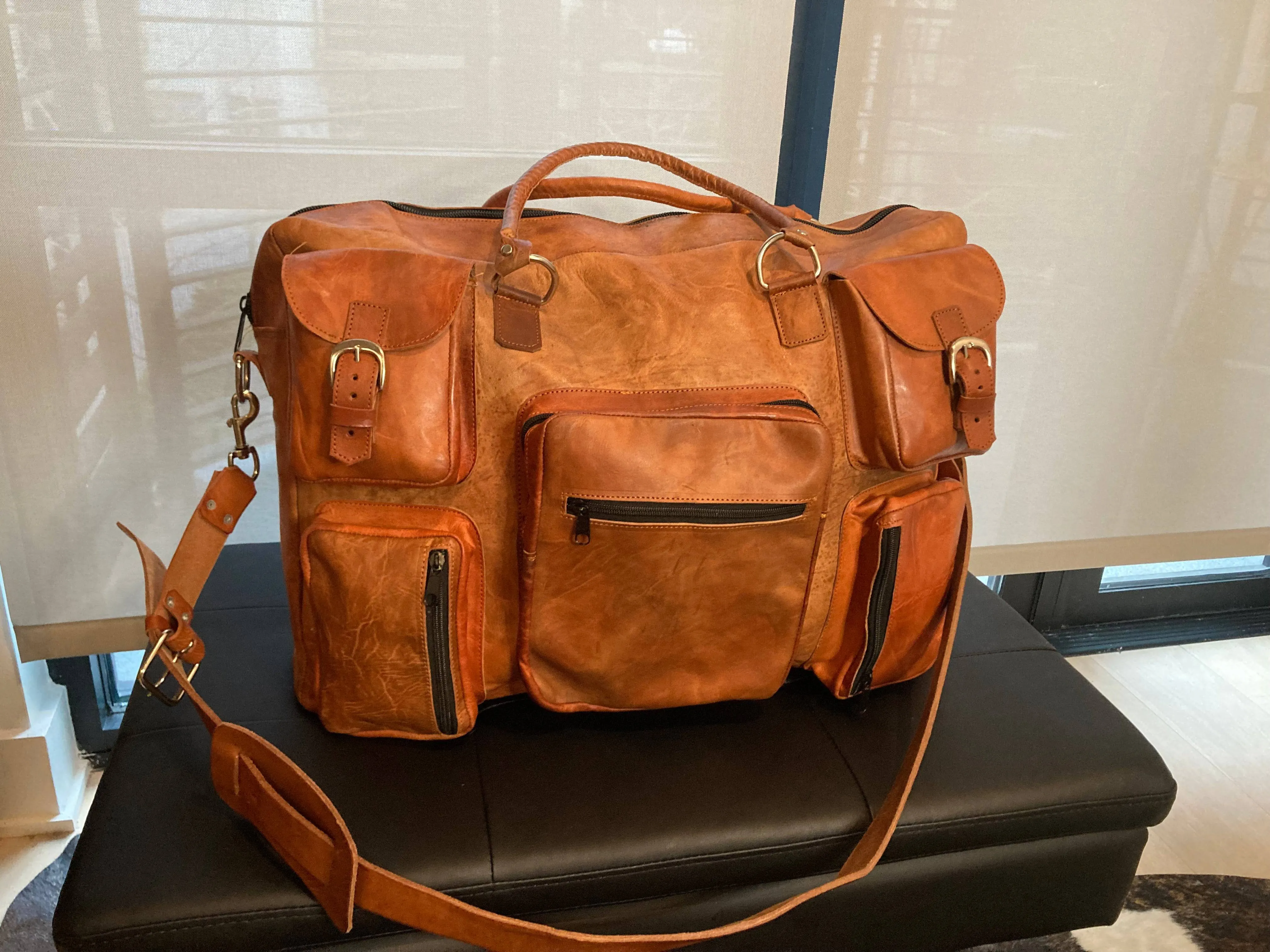Coogan Vintage-Style Leather Suitcase