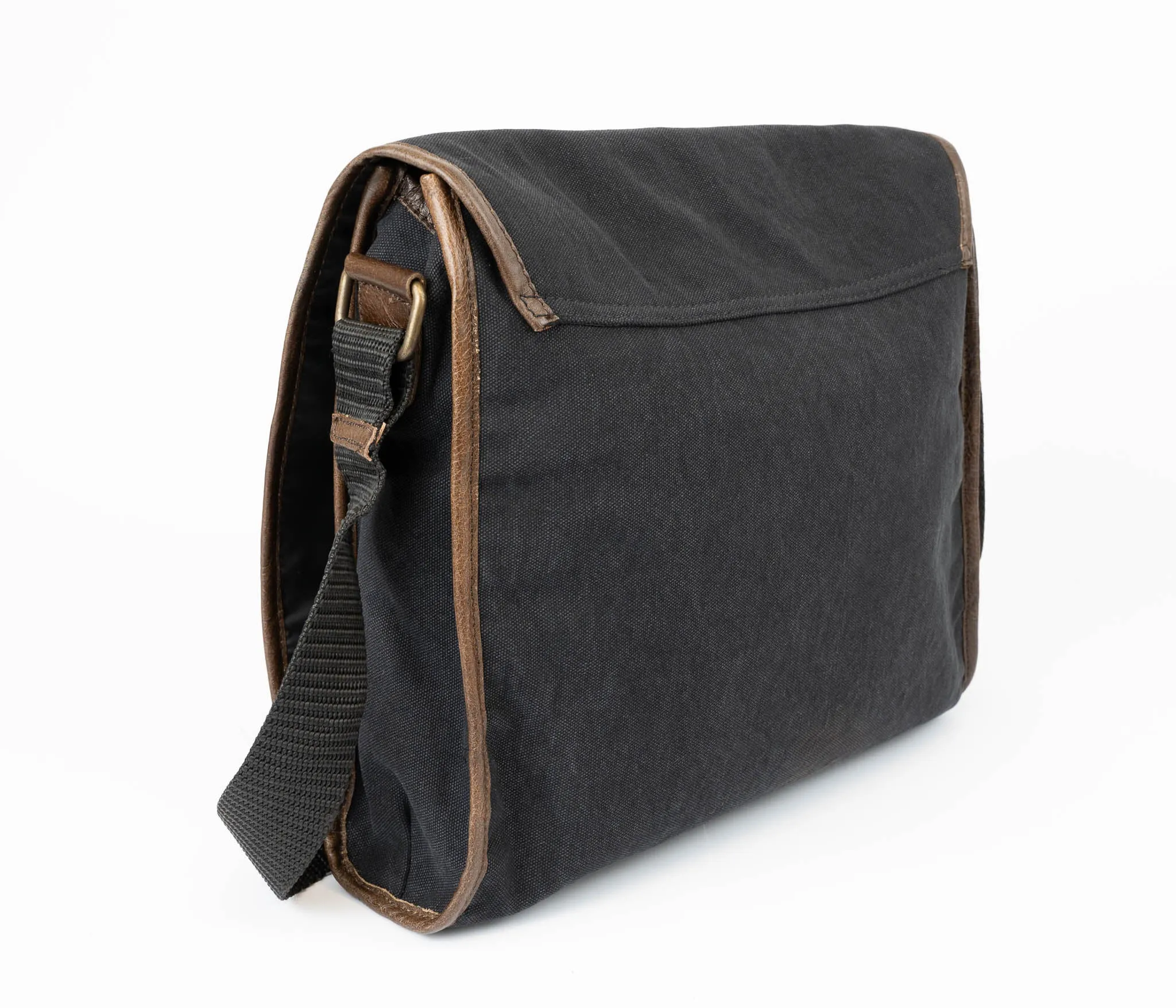 Hunter Canvas The Getaway Bag Black