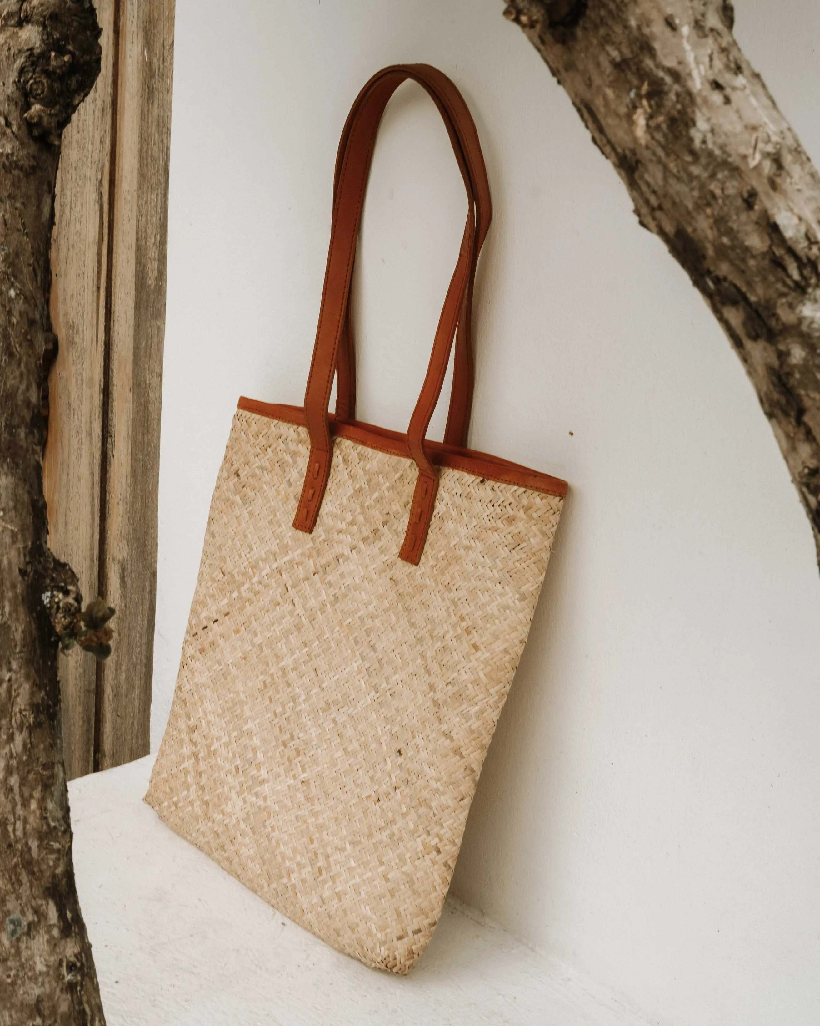 Leather Straw Shoulder Bag Brown