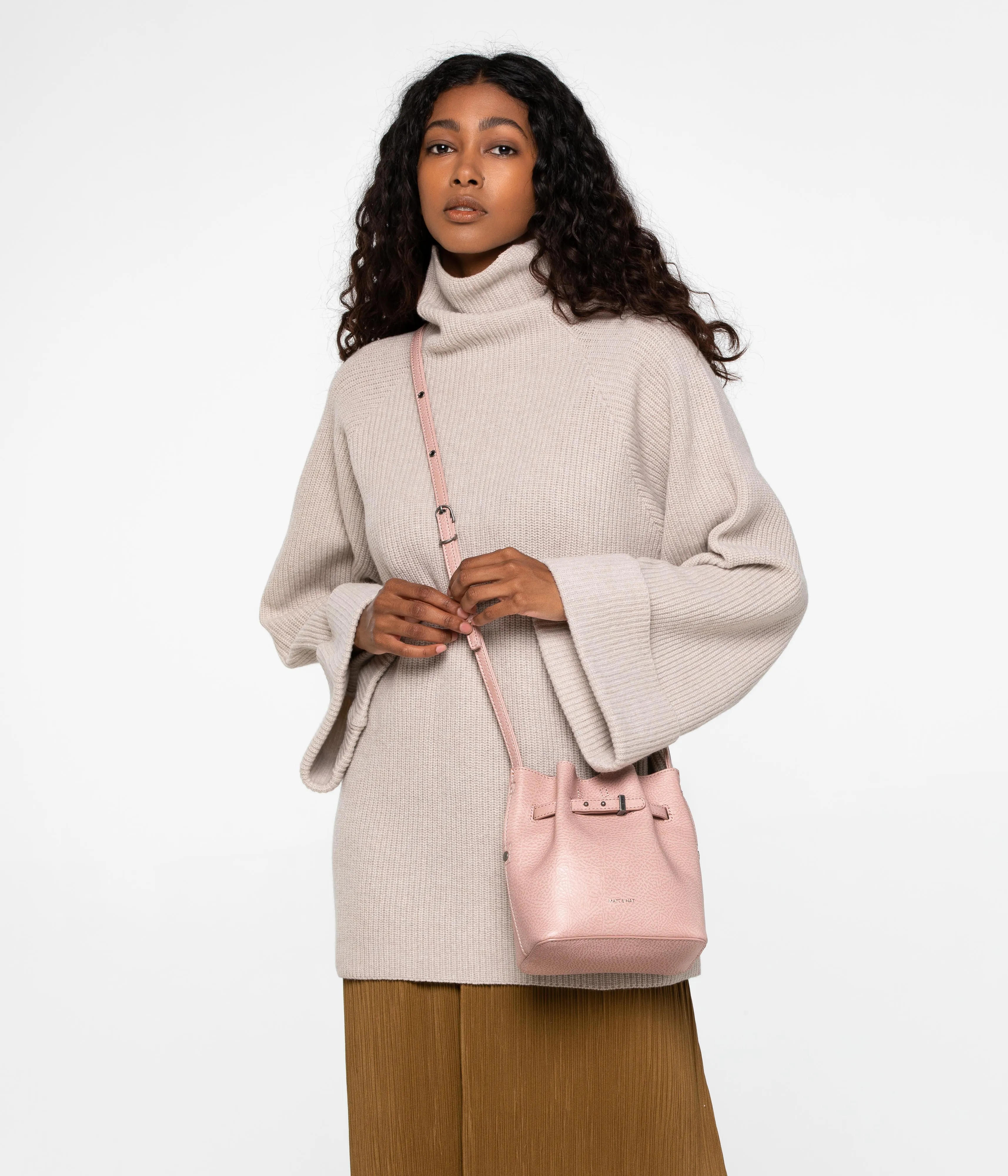LEXIMINI Vegan Bucket Bag - Dwell