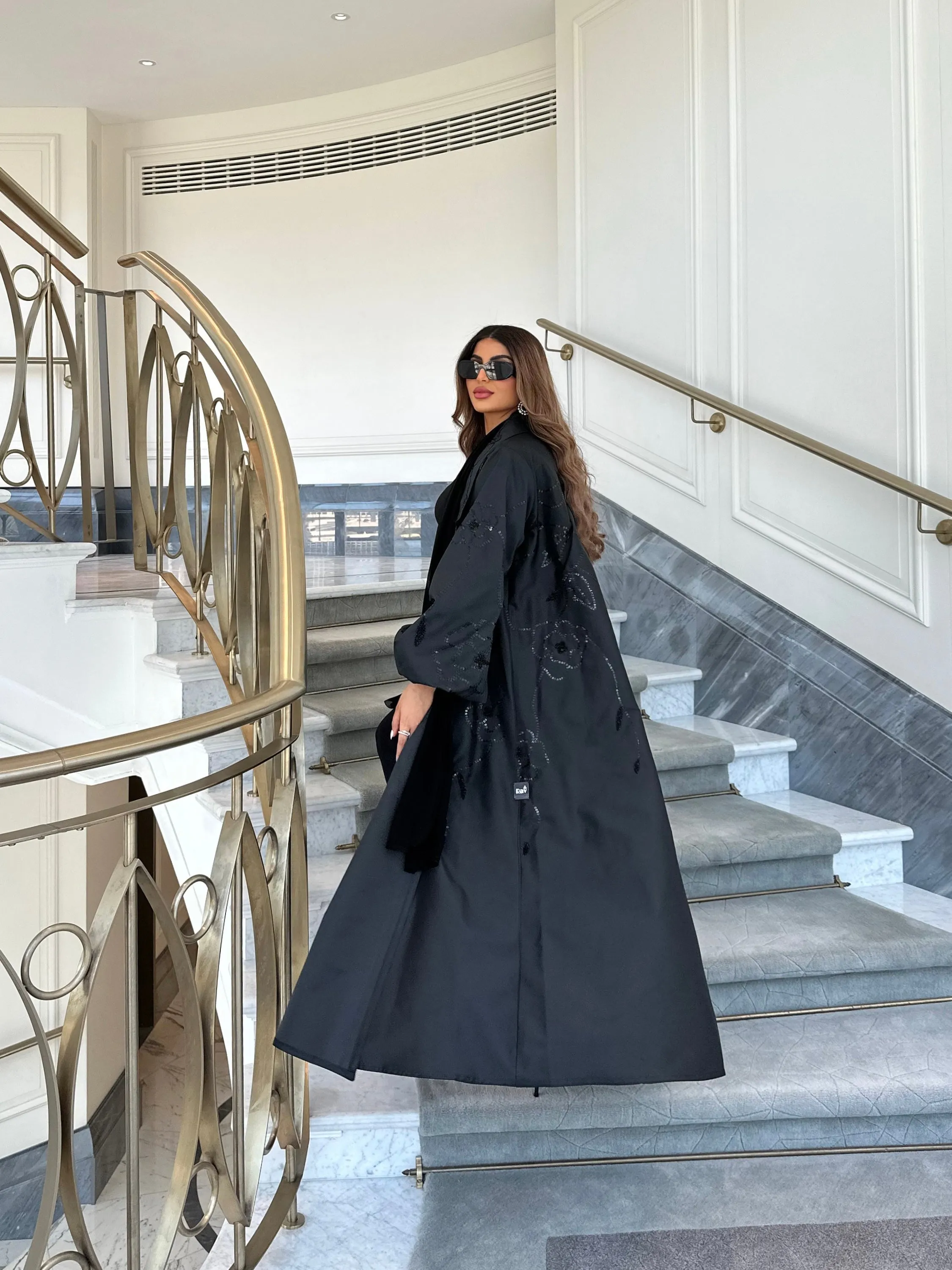 LUXURIOUS BLACK ABAYA #454