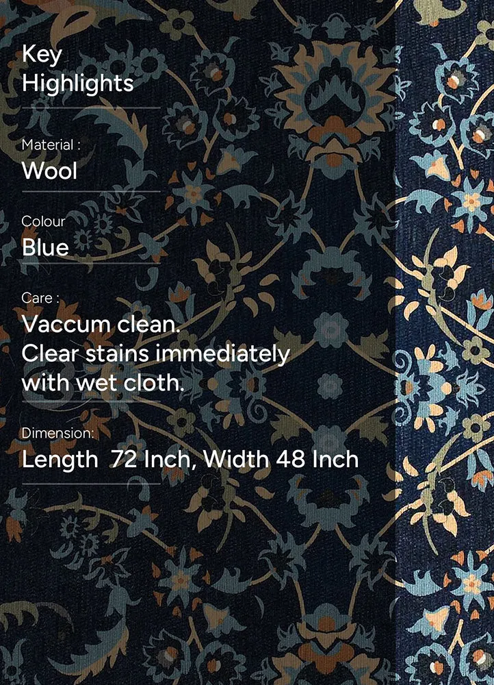 Luxurious Blue and Cream Rug