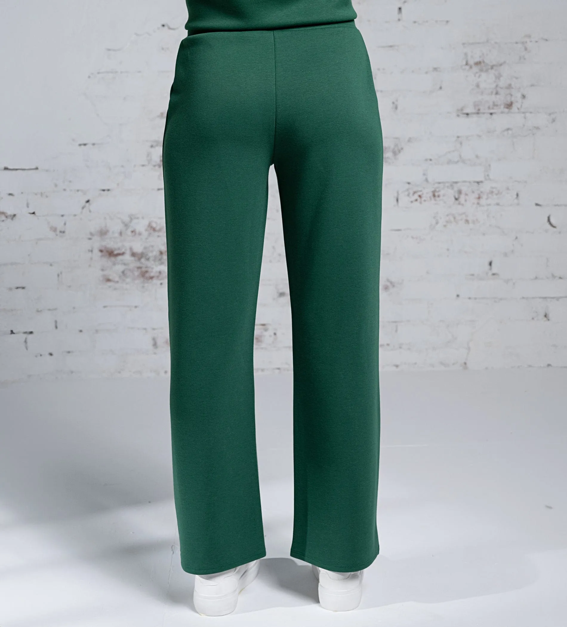 Luxurious emerald green Scuba Trackpant