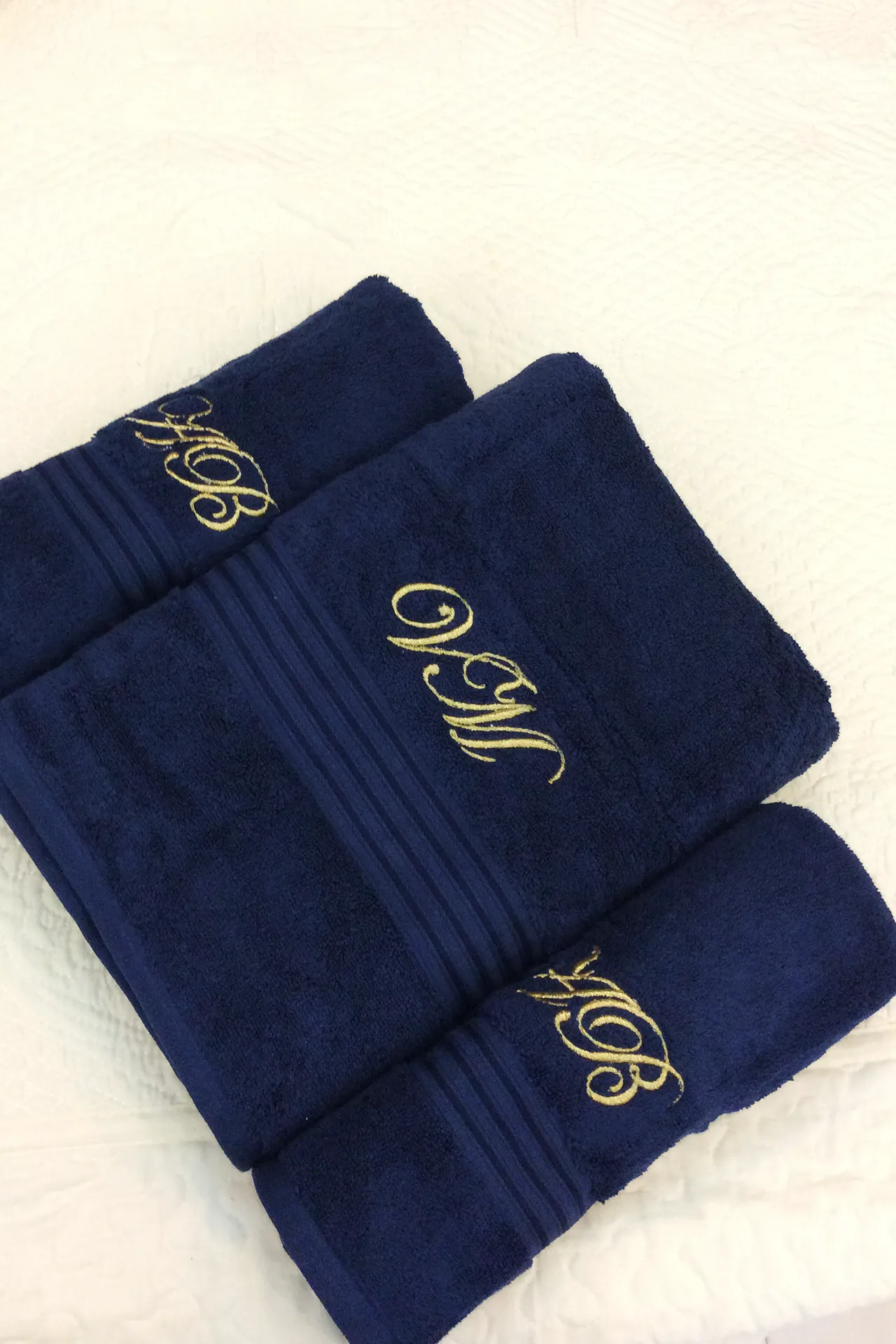Luxurious Navy Towel Set