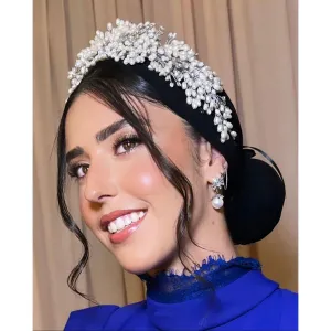 Luxurious Pearl & Crystals Headpiece