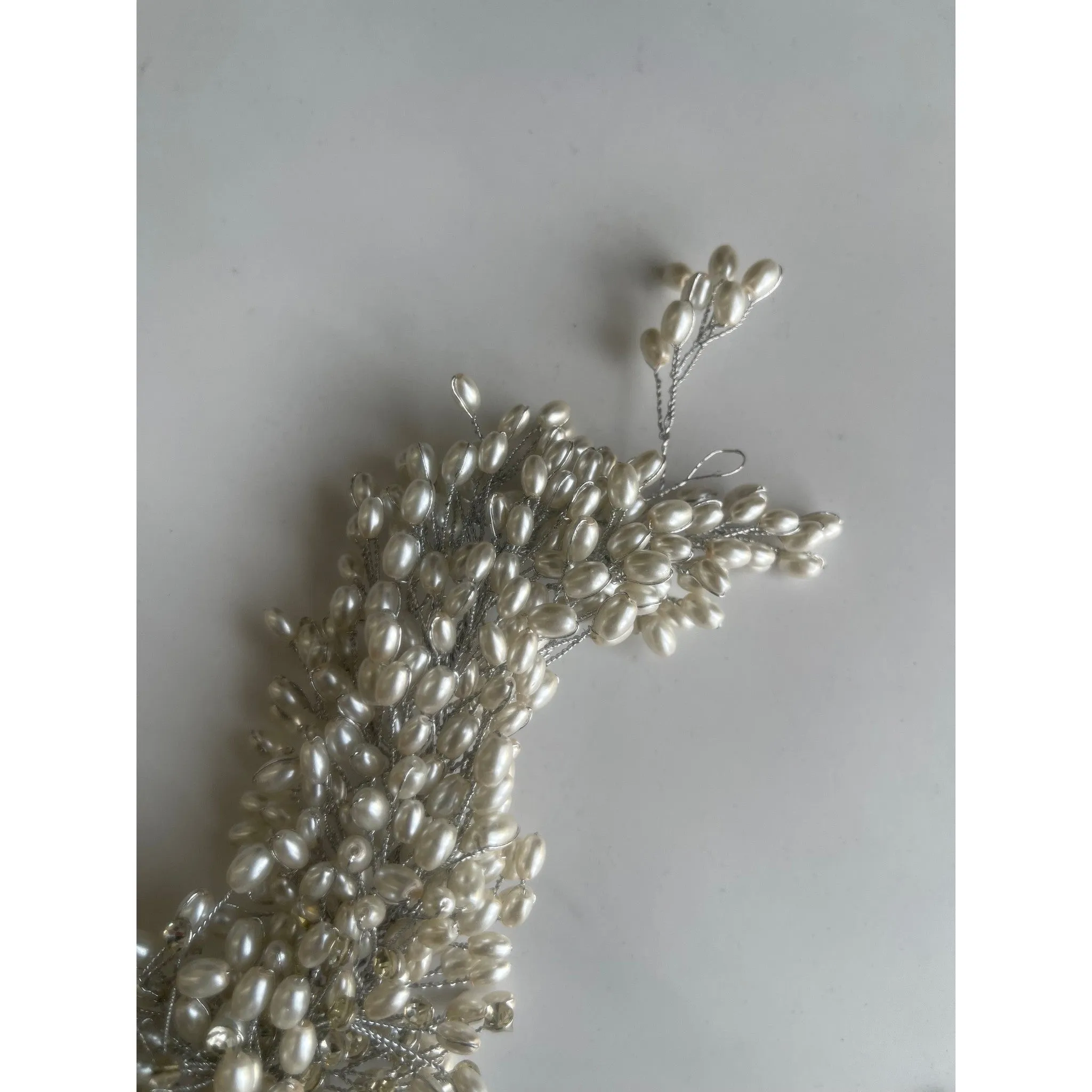 Luxurious Pearl & Crystals Headpiece