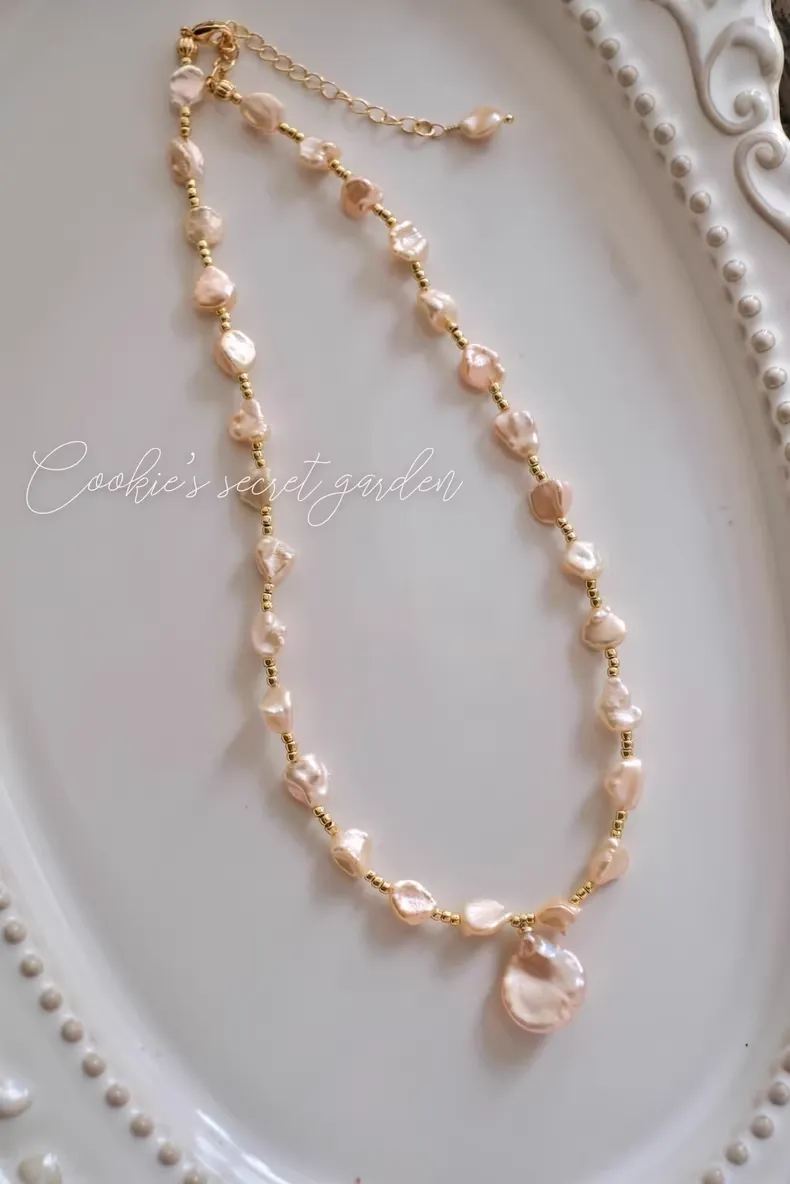 【Monet Garden Collection】 Handmade Snow Mountain Baroque Pearl Necklace