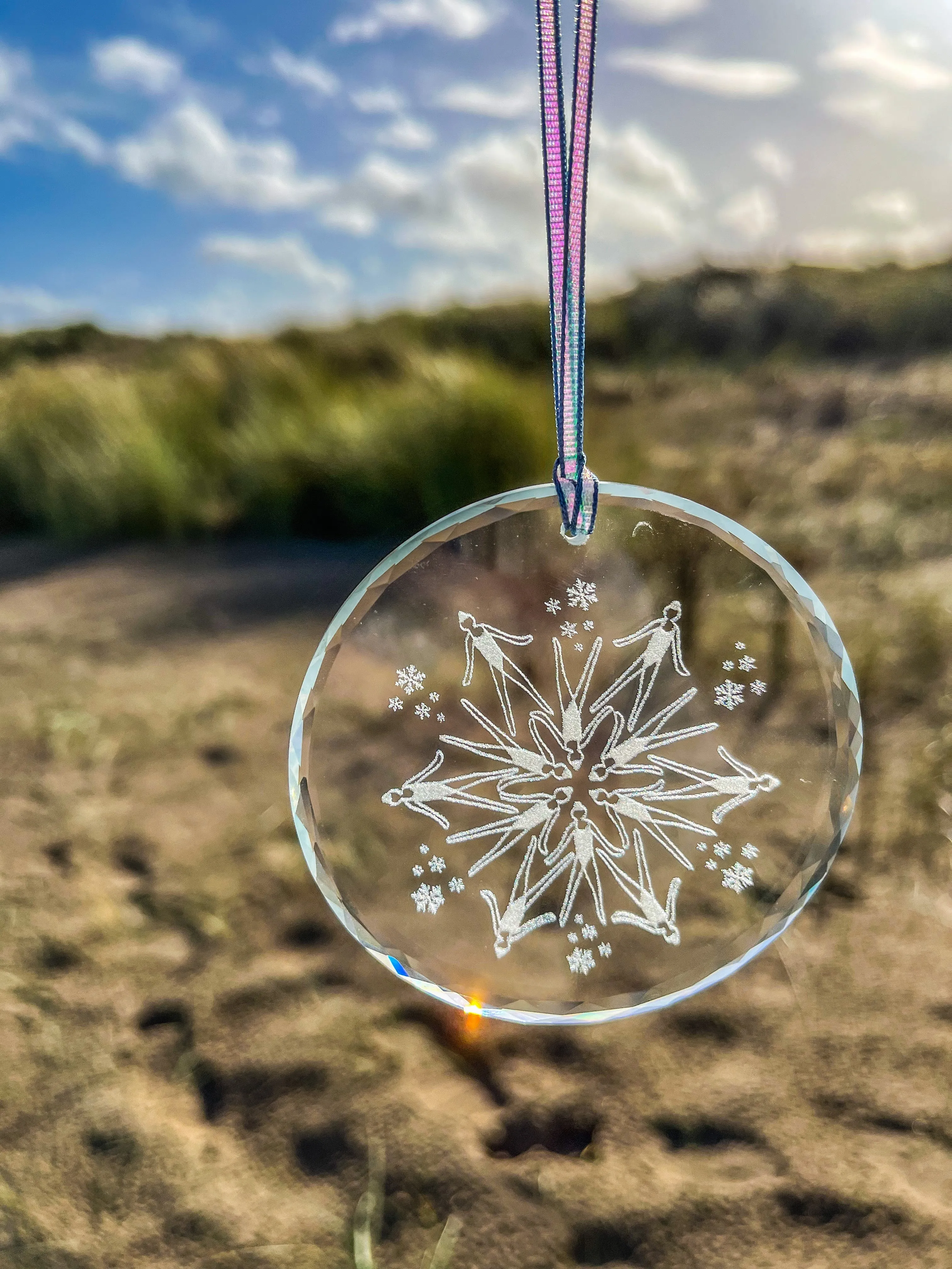 SNOWFLAKE SWIMMER DECORATION