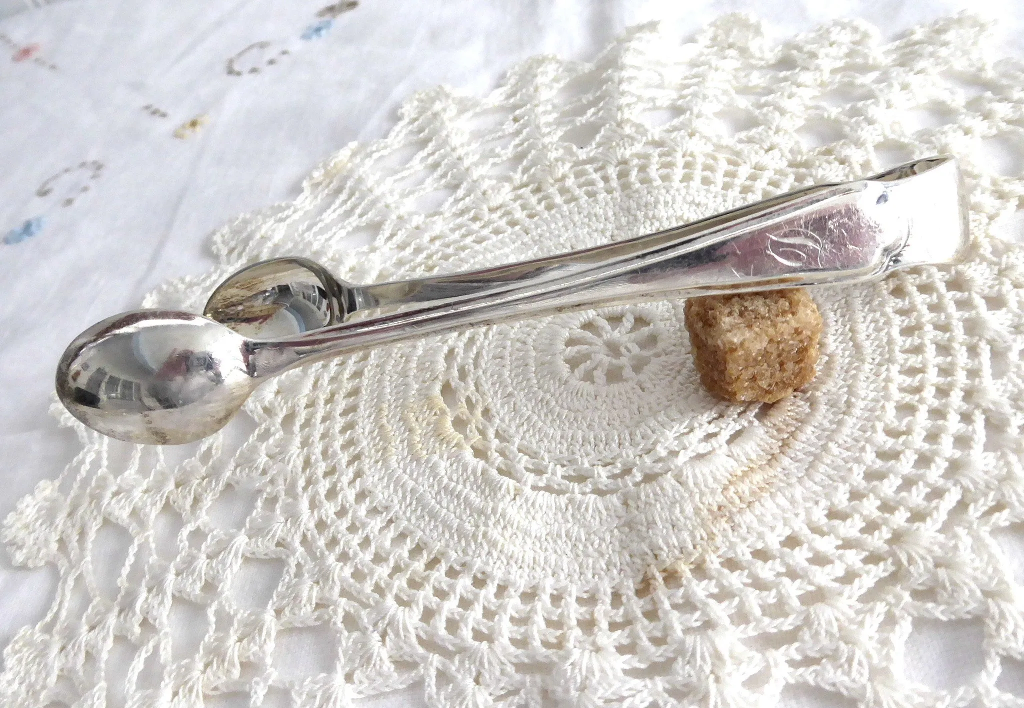 Sterling Sugar Tongs Walker And Hall English Hallmarked Sheffield 1933 Initial C