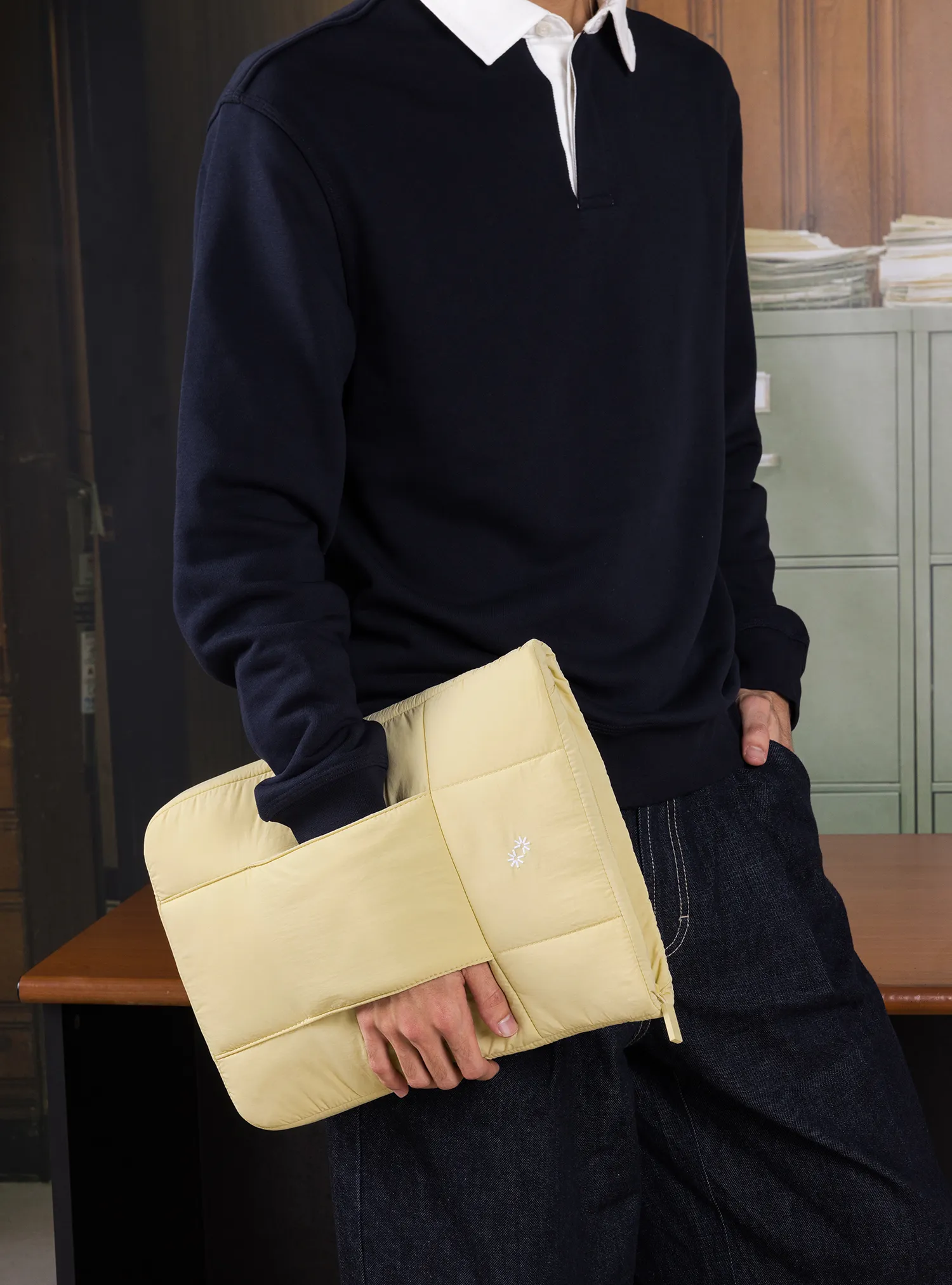 Tablet Pod (11" Parchment)