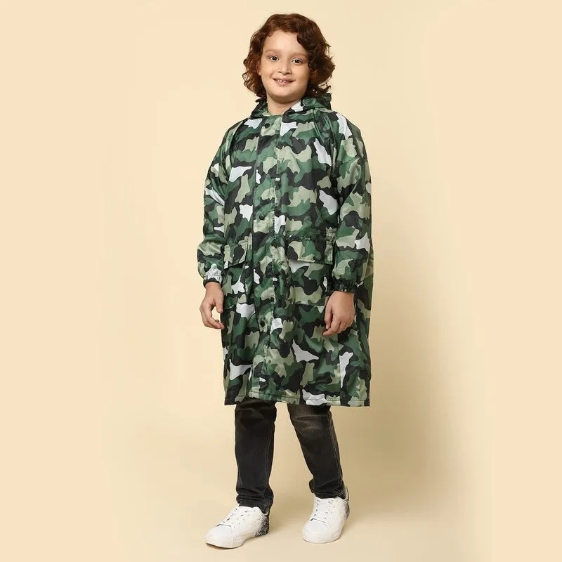 THE CLOWNFISH Felix Series Kids Waterproof PVC Longcoat with Adjustable Hood & Extra Space for Backpack/Schoolbag Holding. Plastic Pouch. Kid Age-8-9 years (Size-33-Light Blue)