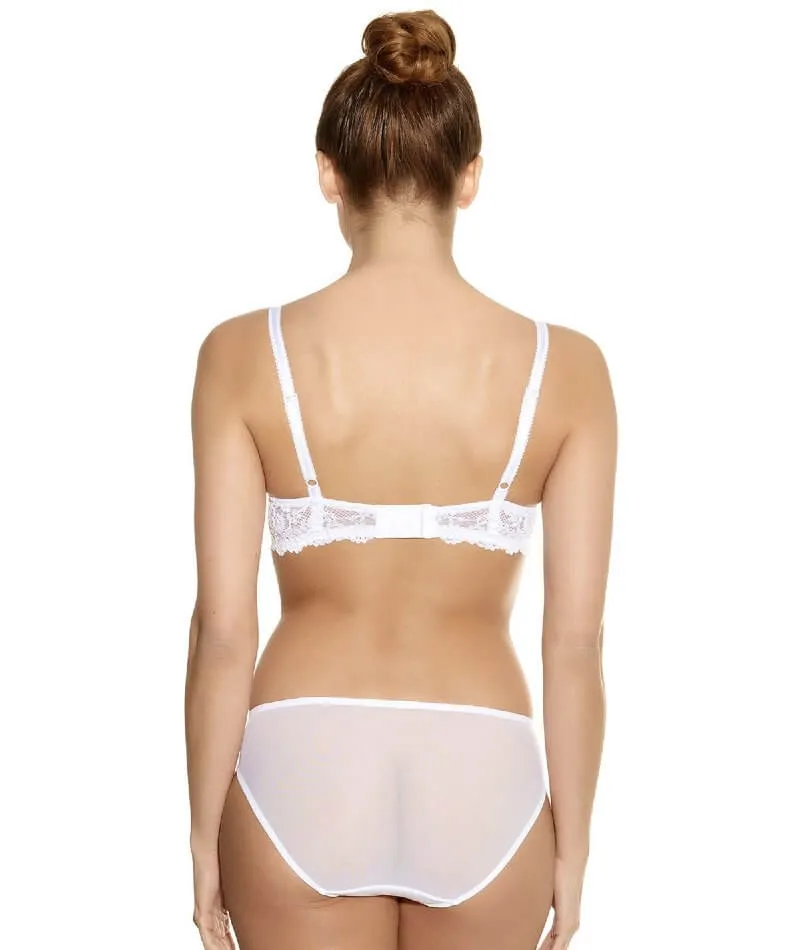 Wacoal Embrace Lace Underwired Bra - Delicious White