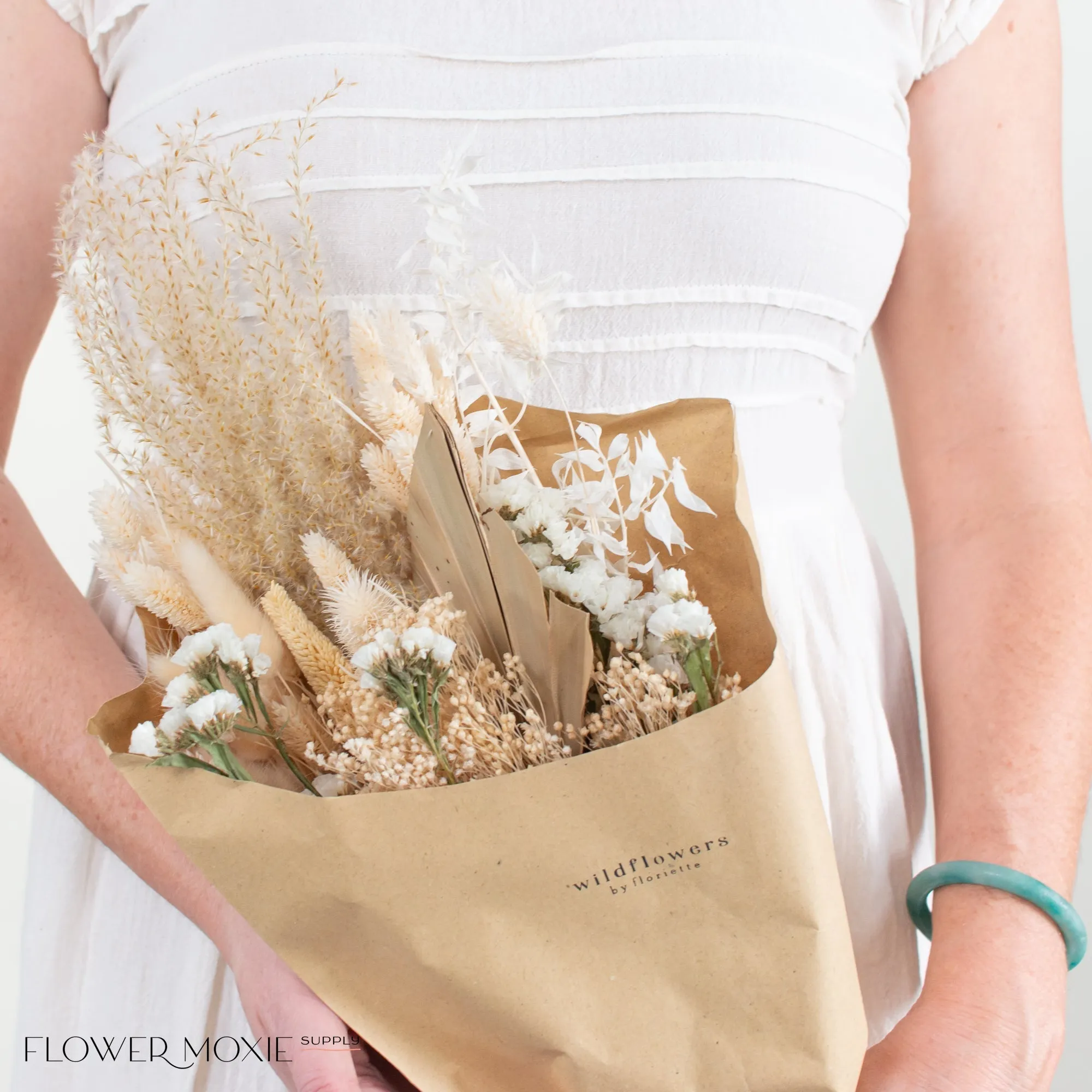 White Boho Wildflower Dried Bouquet - Medium