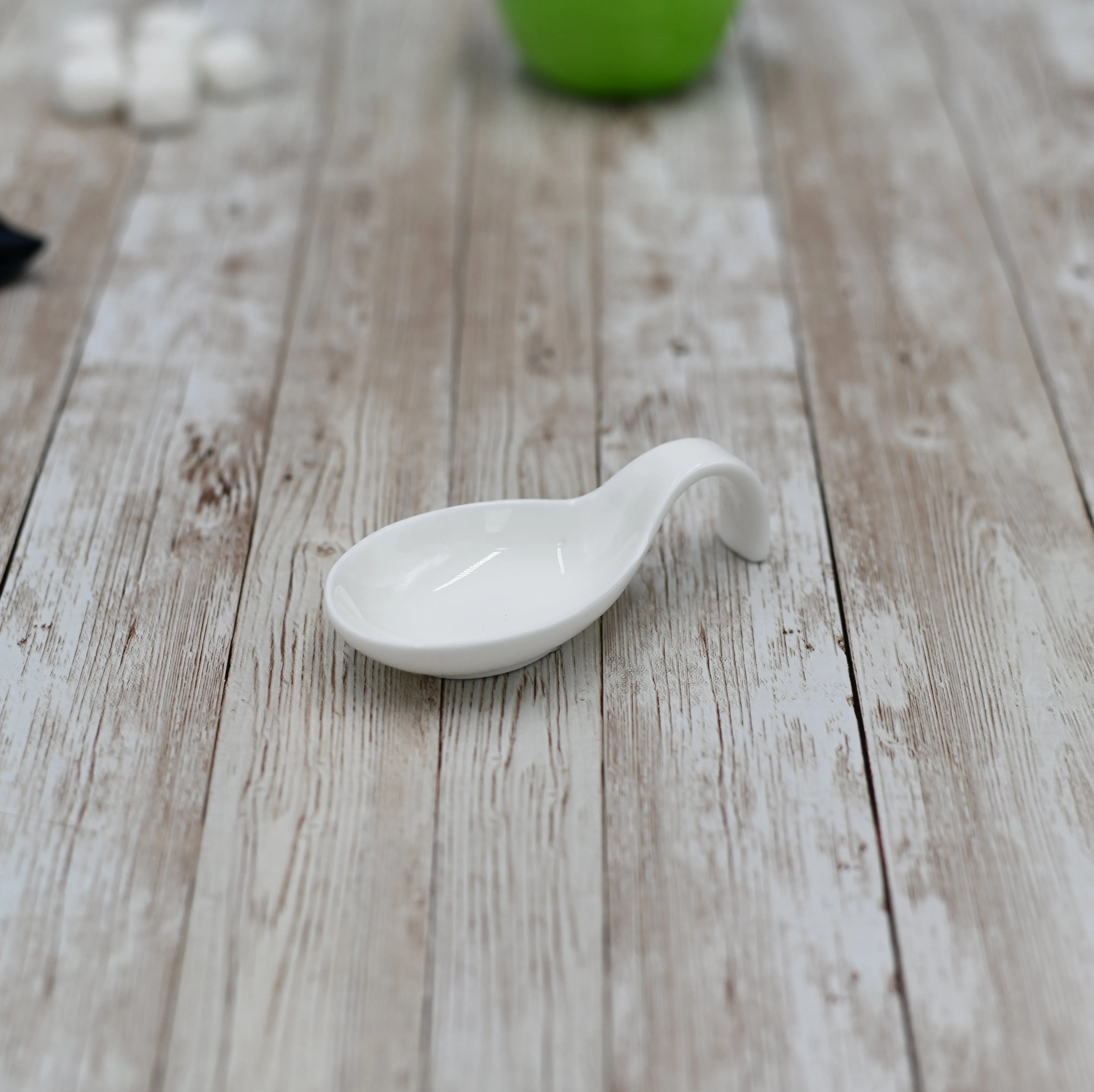 White Snack / Ooyster Dish 4" inch X 2" inch | 10.5 X 5 Cm