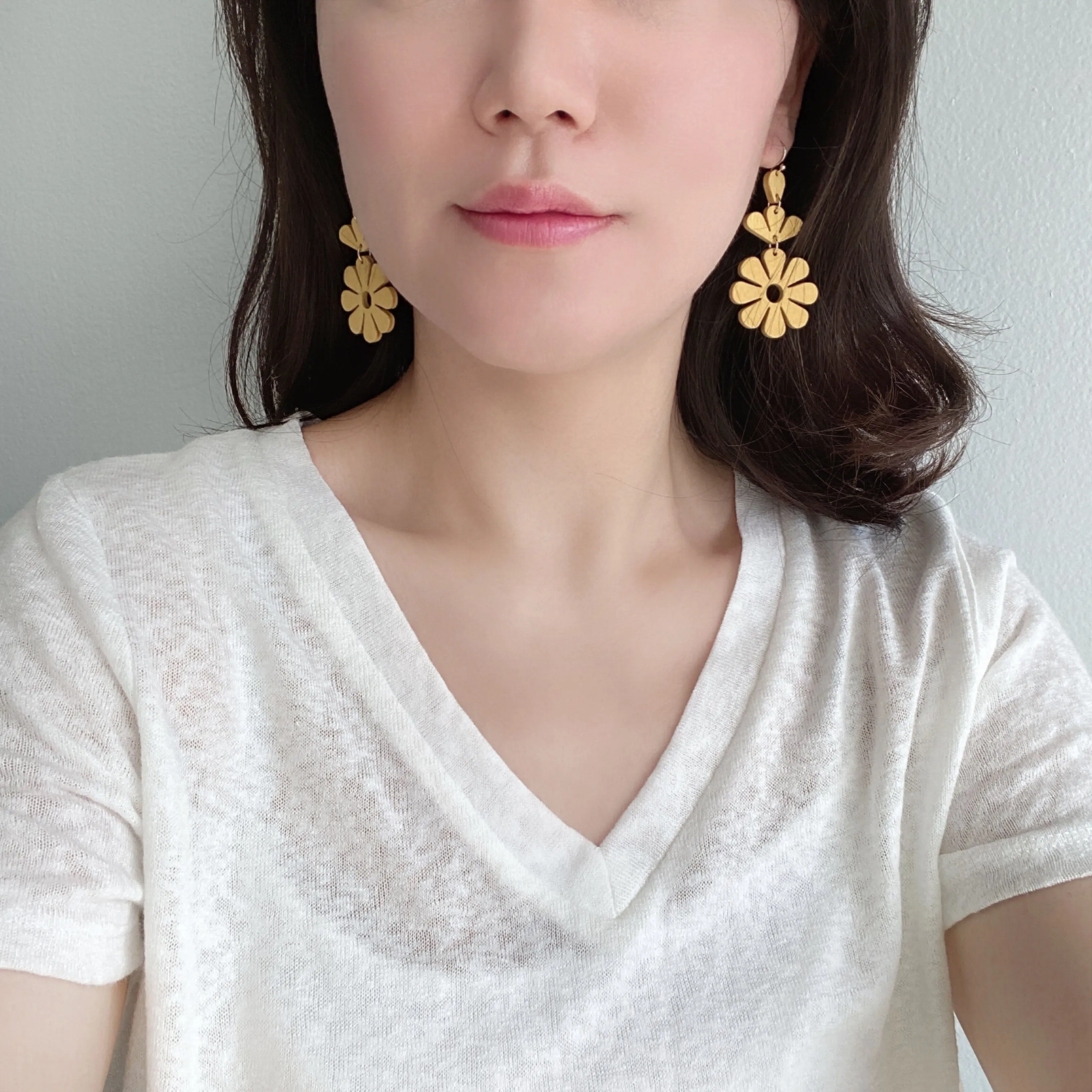 Wooden Daisy Flower Earring